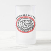 ビール及び栄光によって曇らされるマグ フロストグラスビールジョッキ (中央)