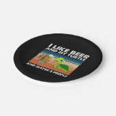 ビール好きな私 ビールが好きで、さらに亀の誕生日も ペーパープレート (アングル)