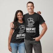 ビール私が結婚するバチュラーパーティ Tシャツ (ユニセックス)