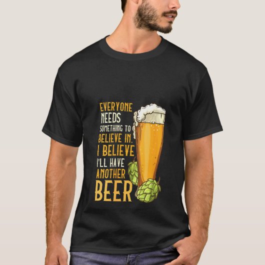 ビール飲み屋の女信じ間阿野を産む Tシャツ (正面)