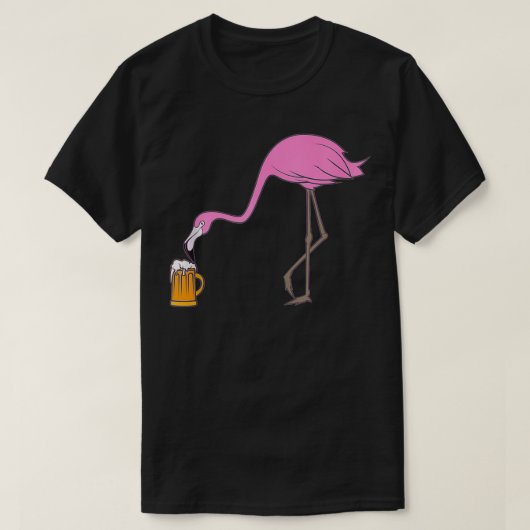 ビール飲み飲ピンクのフラミンゴおもしろいバード Tシャツ (デザイン正面)