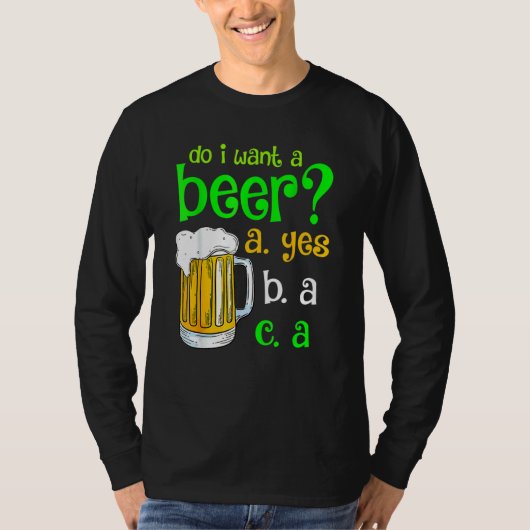 ビール飲みSt patricks dayおもしろい Tシャツ (正面)