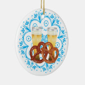 ビール2が付いている漫画のプレッツェル セラミックオーナメント (右)