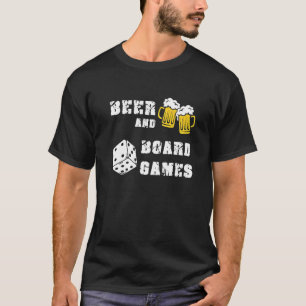 ビール&ボードゲームゲーマーゲームギークおたくバックガ Tシャツ