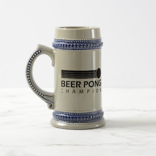 ビールPongのチャンピオン ビールジョッキ (左)