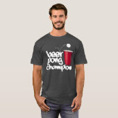 ビールPongのチャンピオン Tシャツ (正面フル)