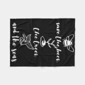 ビー救ツの木と海の環境の日の耳 フリースブランケット (正面(横))