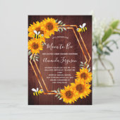 ビー素朴赤ちゃんシャワーひまわり茶色の木製 招待状 (スタンド正面)