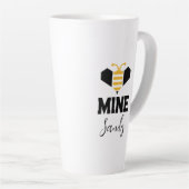 ビー・マイニングミニマリストのロマンチックな贈り物 カフェラテマグ (右アングル)