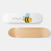 ビ飛んでいるー スケートボード (横)