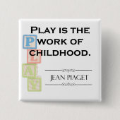 ピアゲ引用文遊 – は小児期の仕事 缶バッジ (正面)
