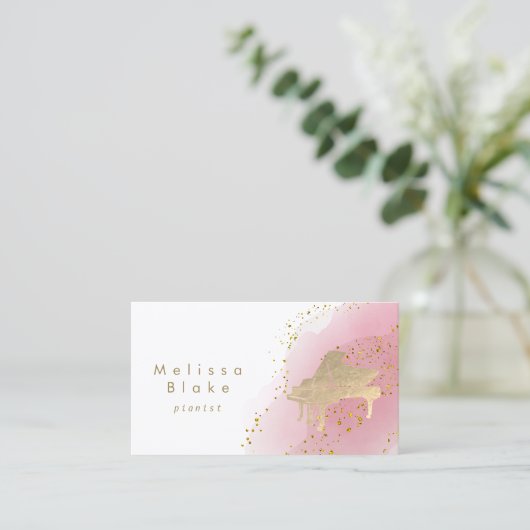 ピアニストのホットピンクの水彩色 名刺 (スタンド正面)
