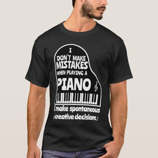 ピアノのピアノは遊間違えない Tシャツ (正面)