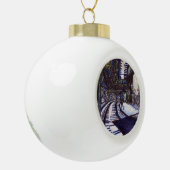 ピアノを叩く セラミックボールオーナメント (左)