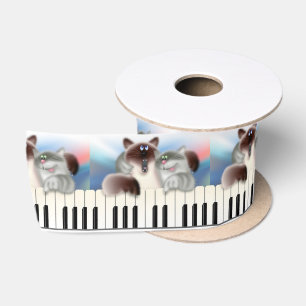 ピアノを遊んでいる猫 サテンリボン