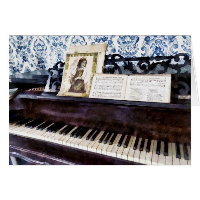 ピアノクローズアップ (正面横)