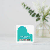 ピアノ先生、ミュージックスタジオ、ピアノチューター、ピアニスト スクエア名刺 (スタンド正面)