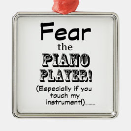 ピアノ奏者を恐れる メタルオーナメント