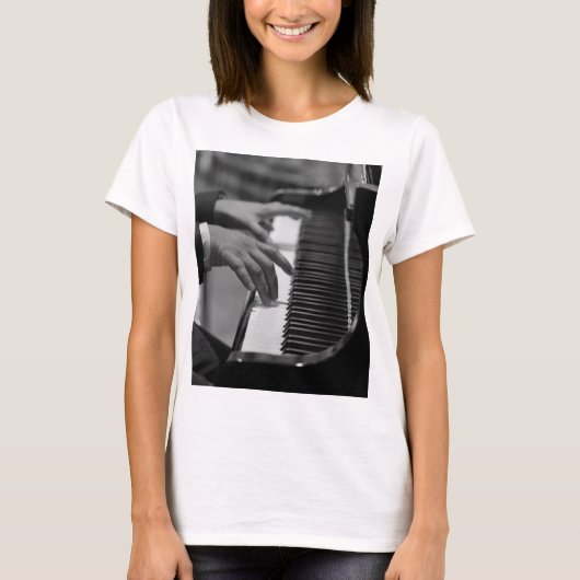 ピアノ素晴らしのアートワーク Tシャツ (正面)