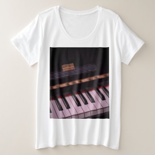 ピアノ素晴らしデザイン プラスサイズTシャツ (デザイン正面)