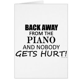 ピアノ遠くにから戻る