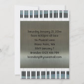 ピアノ鍵および金ゴールド音楽ノートのパーティー 招待状 (裏面)