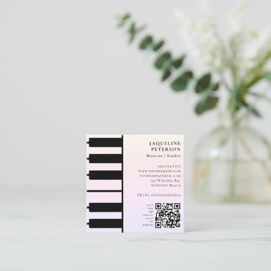 ピアノ鍵ピアニストミュージシャン音楽先生ピンク スクエア名刺 (スタンド正面)