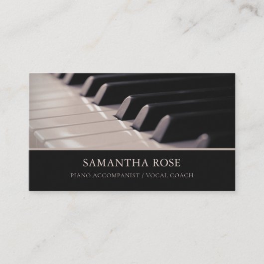 ピアノ鍵伴奏ボーカルコーチエレガントー 名刺 (正面)