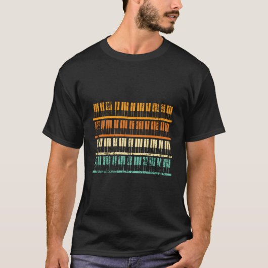 ピアンクラシックからヴィンテージデザインのピアノ鍵 Tシャツ (正面)