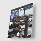 ピア39シーライオンズ スクエア壁時計 (傾斜)