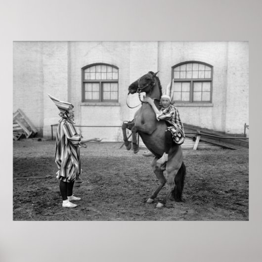 ピエロのまわりに: 1915年 ポスター (正面)