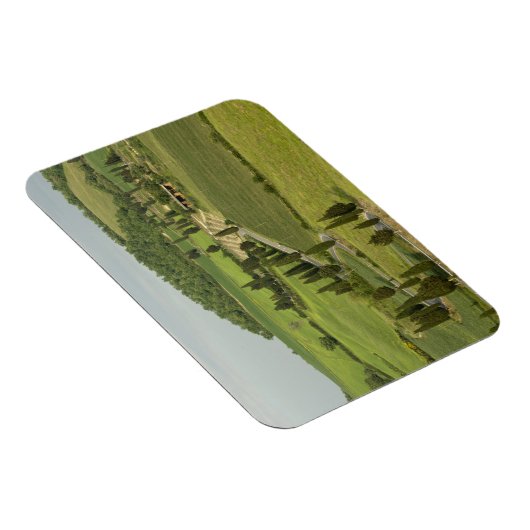 ピエンツァからモンテプルチアーノへの道 マグネット (右側)