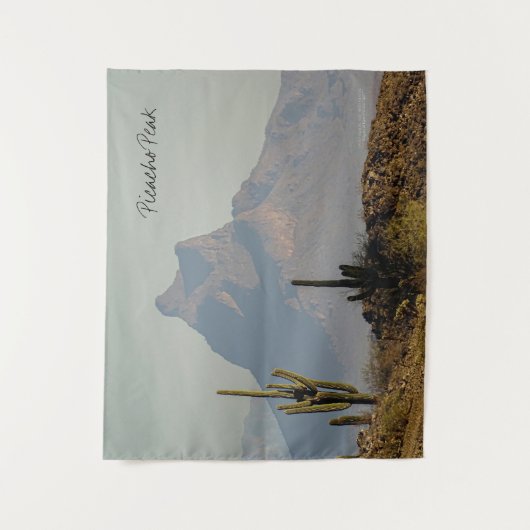 ピカチョピークアリゾナ南西部デザートマウンテン タペストリー (正面)