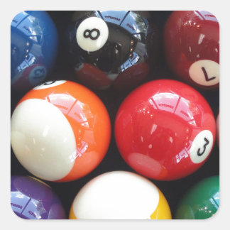 ピカピカのプールボールが閉まる スクエアシール