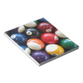 ピカピカのプールボールが閉まる ノートパッド (アングル)