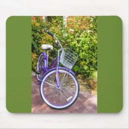 ピカピカの紫色の自転車が乗り心地に マウスパッド