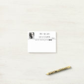 ピクセルアートの白黒ポートレート ポストイット (デスク上)