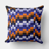 ピクセルアート装飾用クッション – ブルース、オレンジ&アース クッション (正面)