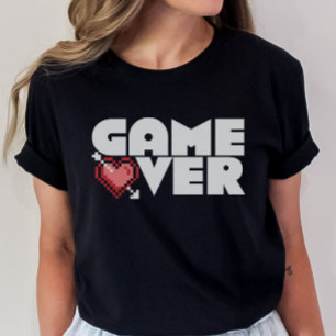 ピクセル化されたゲーマー越しのゲーム Tシャツ