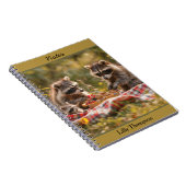 ピクニックに行って可愛いラクーン一家 ノートブック (右側)