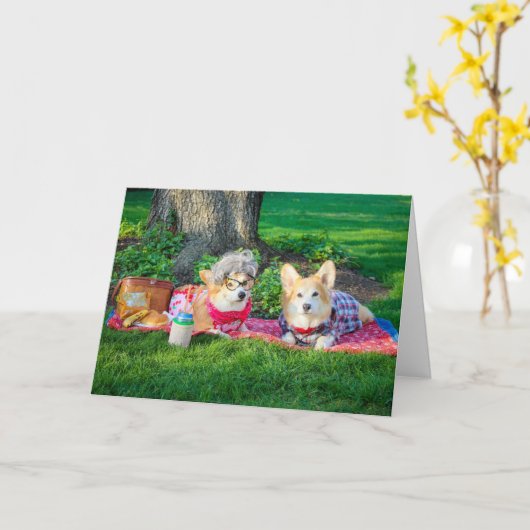 ピクニックコーギス記念日グリーティングカード カード (黄色い花)