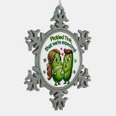 ピクルカップルのピクルス漬けTink スノーフレークピューターオーナメント (左)