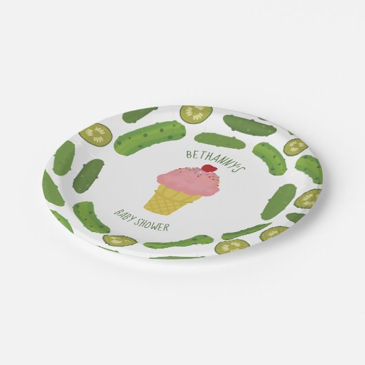 ピクルスおよびアイスクリームの女の子のベビーシャワー ペーパープレート (アングル)