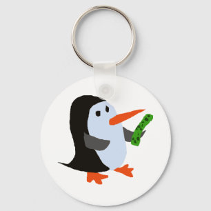 ピクルスのワイシャツを持つおもしろいなペンギン キーホルダー