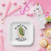 ピクルスを愛する女の子 – おもしろいビーガン ペーパープレート (パーティー)