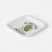 ピクルスを愛する女の子 – おもしろいビーガン ペーパープレート (傾斜あり)