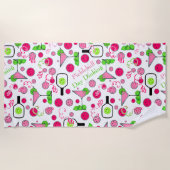 ピクルボールの日ドインキングコスモカクテルピンクグリーン ビーチタオル (正面)