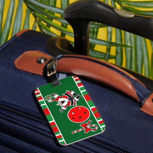 ピクルボールクリスマスジョイスノーフレーク赤と緑 ラゲッジタグ (正面インサイチュ1)