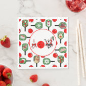 ピクルボールジョイクリスマスクリスマスパーティーレッドグリーンパドル スタンダードランチョンナプキン (インサイチュ)