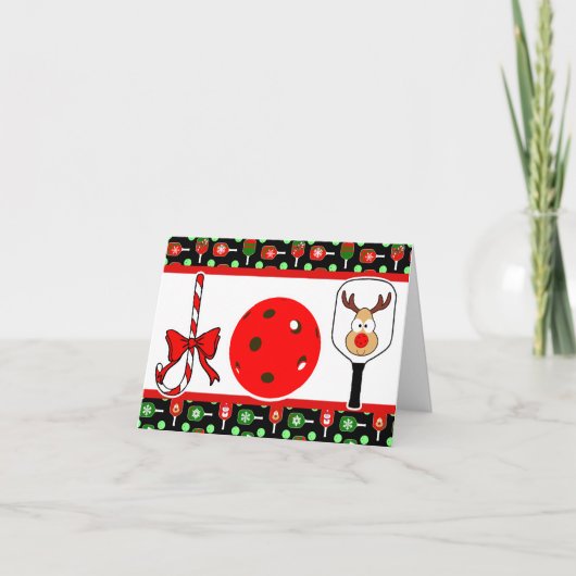 ピクルボールジョイクリスマスパーティー赤い緑オンブラック シーズンカード (正面)